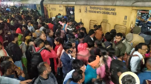 Stampede at New Delhi Railway Station leaves 16 dead, several injured
